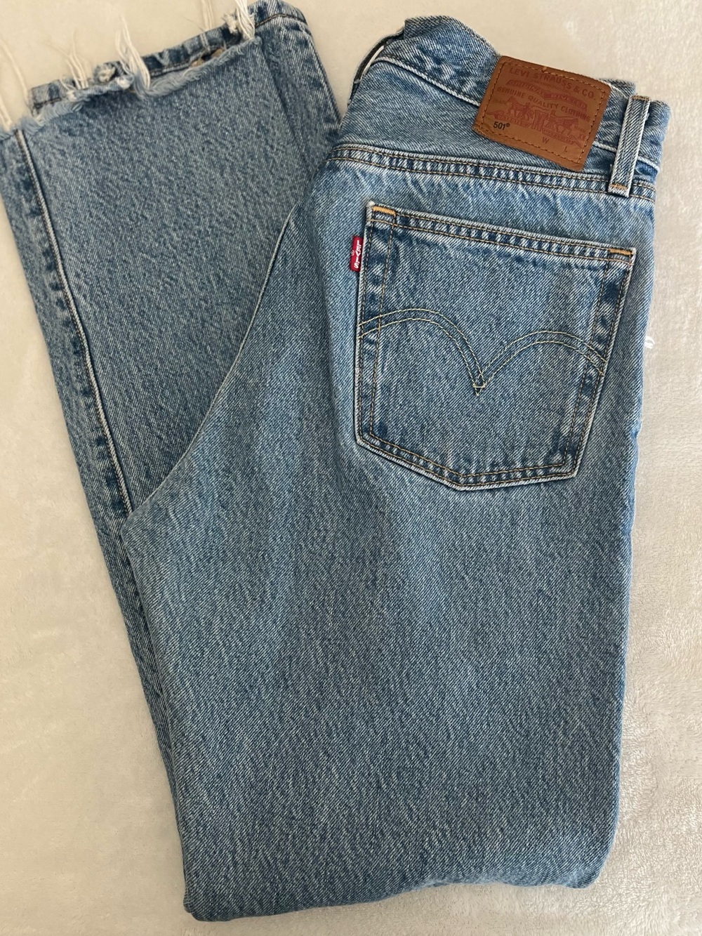 Levi's Women’s Medium Blue Straight Leg Jeans